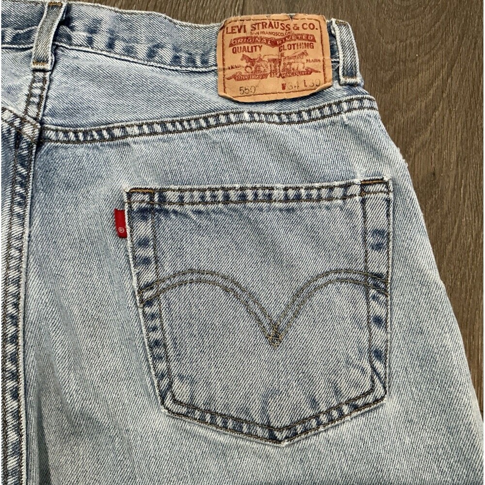 Levis 550 Jeans Mens 34x30 Blue Denim Stonewash Relaxed Fit Distressed R Tab Y2K